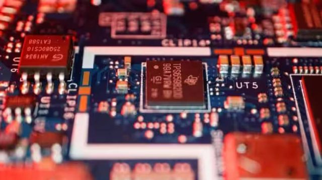 rusia ciptakan chip semikonduktor graphene terbuat dari atom 5686254